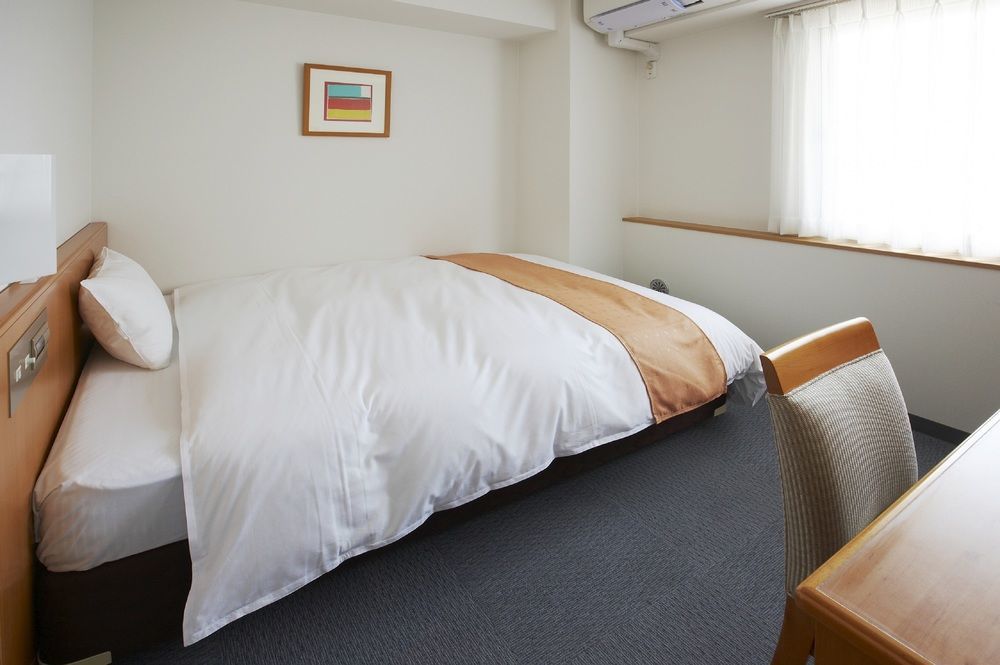 Economy hotel Chisun Hommachi Osaka