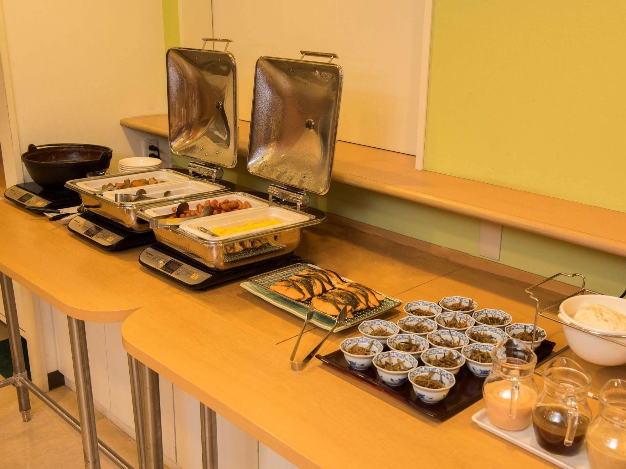 Chisun Hommachi Economy hotel 3*